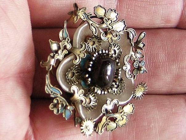 Flower  4 in gilt silver mounting - (3211)